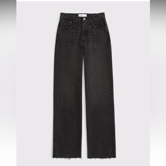 Abercrombie & Fitch high rise 90s relaxed jeans! - Picture 1 of 6
